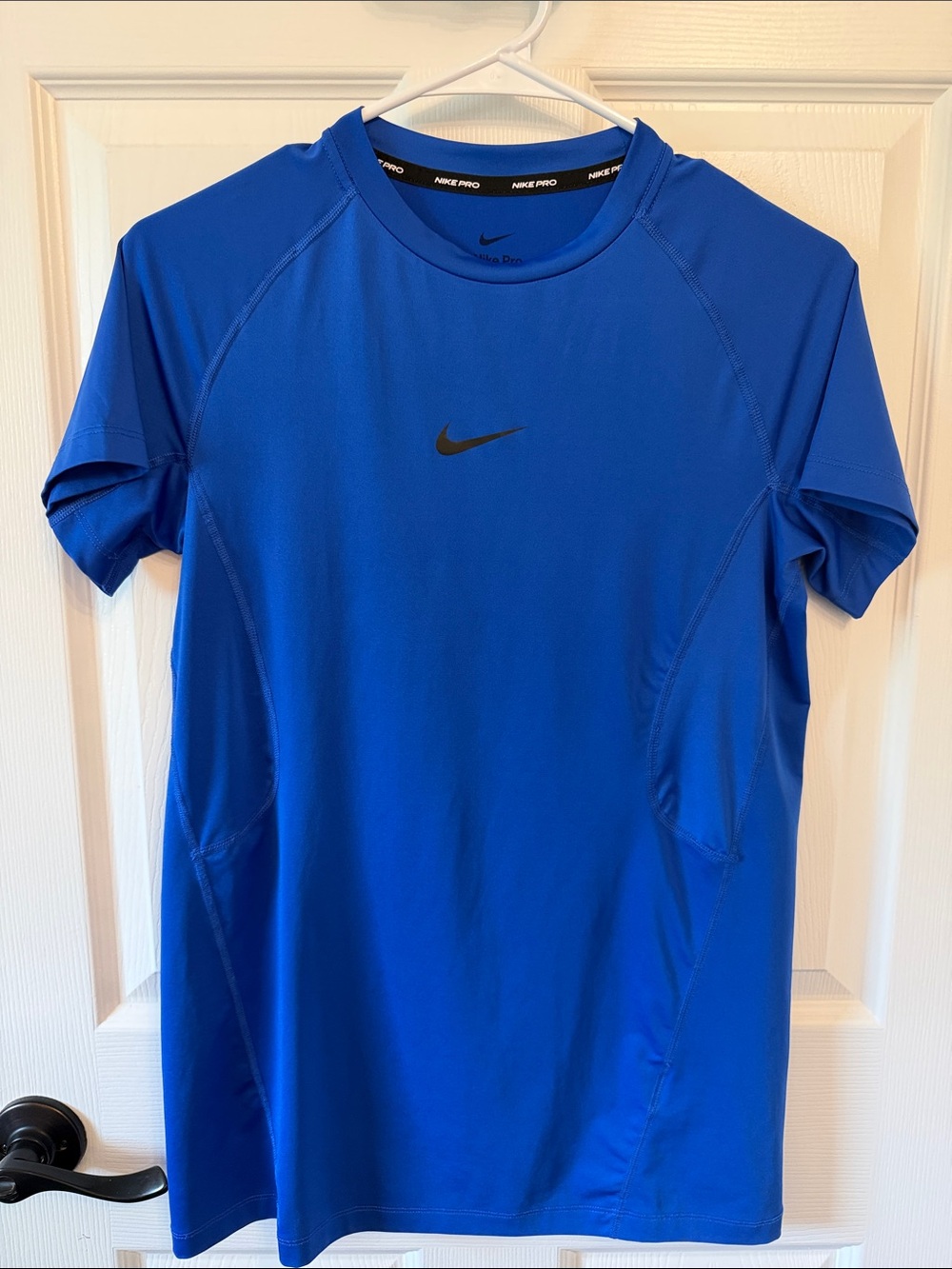 Nike Pro Boys Dri-FIT short sleeve top. Blue. Big kid size XL. Excellent cond.